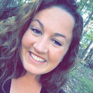 Meet your Posher, Erica